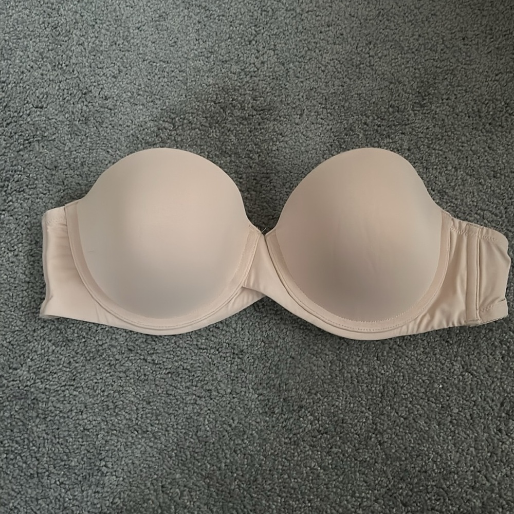 Strapless push up bra